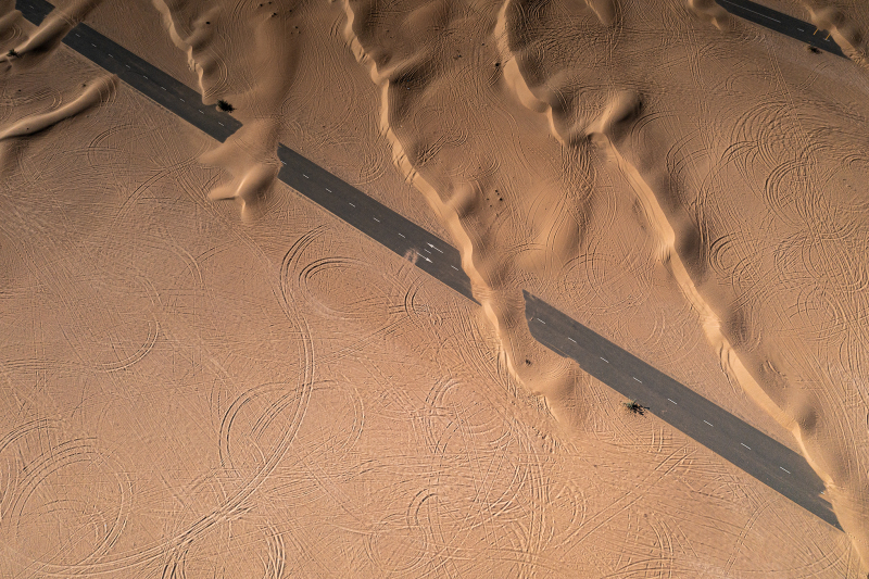 <p>The desert takes back the city of Dubai, UAE.</p>